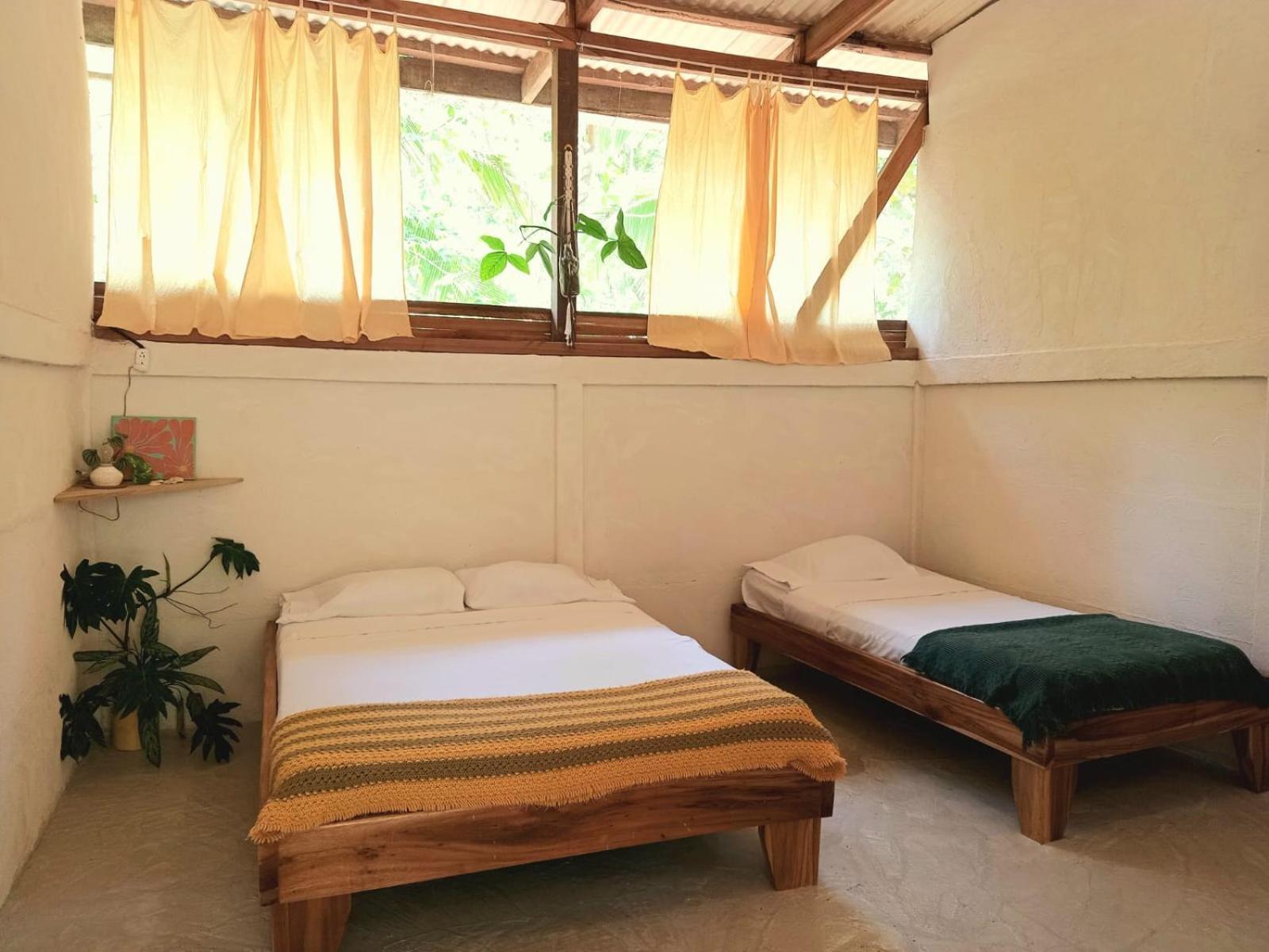 Puerto Viejo de Talamanca Smile Jungle Hostel מראה חיצוני תמונה